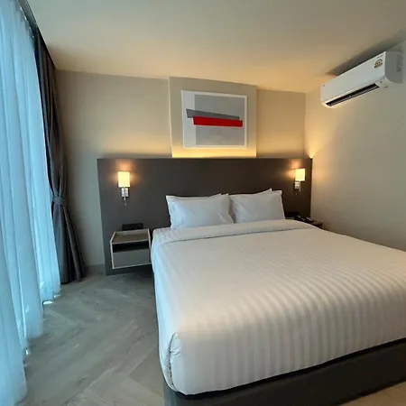 The One Cozy Living Hotel