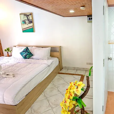 Villa Romantic Pool - 6 Bedroom - Private Pool & Absolute Privacy - Perfect For Groups *