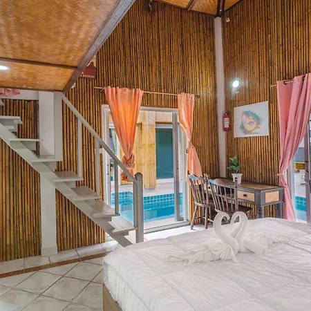 Romantic Pool - 6 Bedroom - Private Pool & Absolute Privacy - Perfect For Groups *