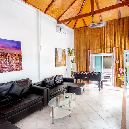Romantic Pool - 6 Bedroom - Private Pool & Absolute Privacy - Perfect For Groups Pattaya
