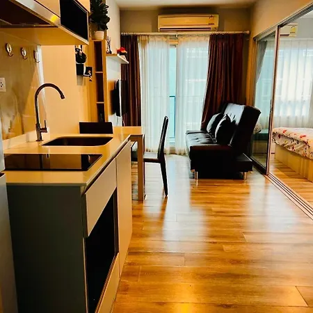 Centric Sea Near Soi 6 Apartment Pattaya
