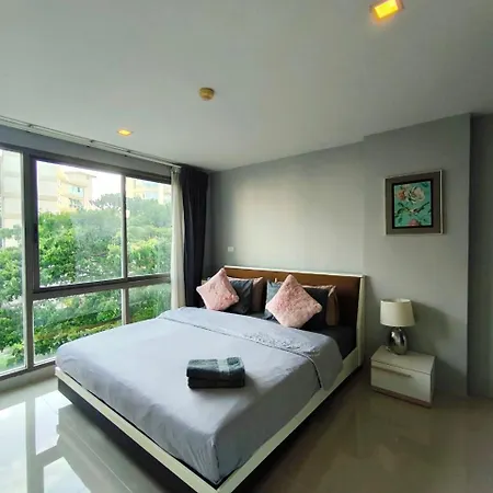 The Urban City Center By Fantasea Beach Apartment *