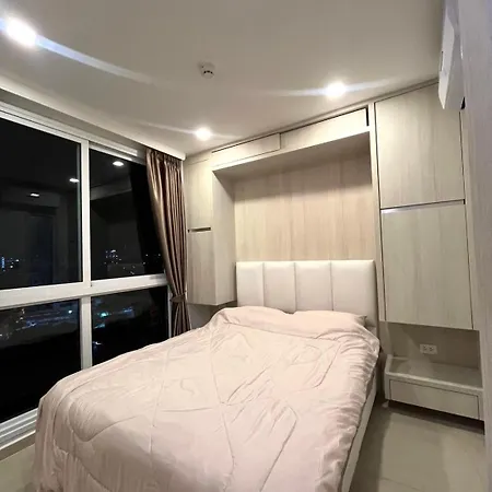 Olympus Garden Apartment *
