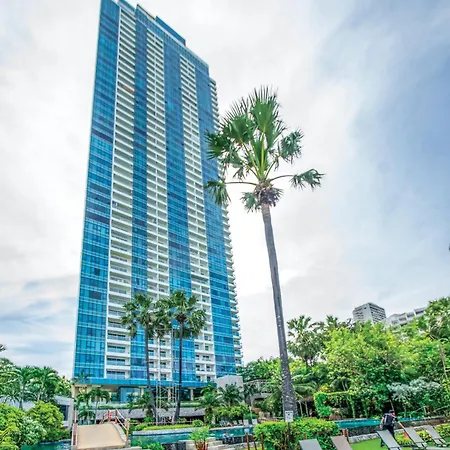 Apartment Oceanfront Private Beach Pool Hot Tub Gym Pattaya