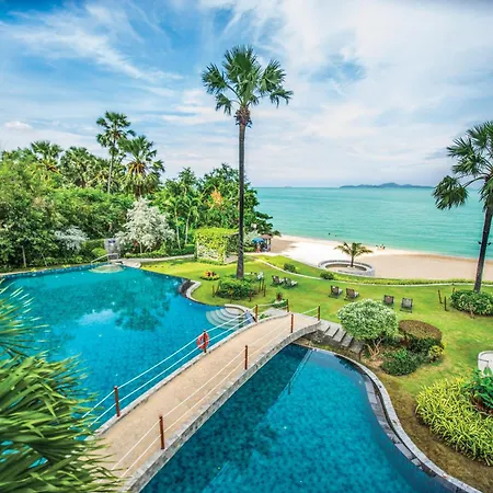 Oceanfront Private Beach Pool Hot Tub Gym Pattaya