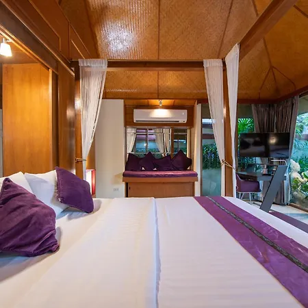I, Totally Private Pool Apartment *