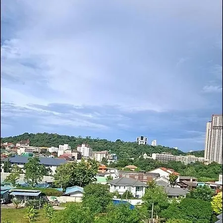 Peaceful 300 Sq Ft With 2 Balcony, Mountain View
