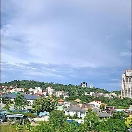 Peaceful 300 Sq Ft With 2 Balcony, Mountain View * Pattaya