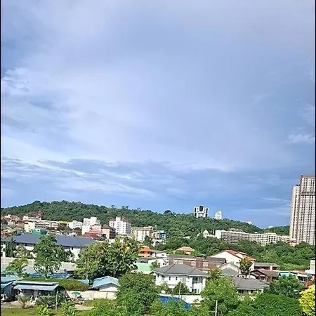Peaceful 300 Sq Ft With 2 Balcony, Mountain View