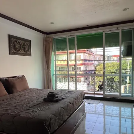 Green With Balcony 3*