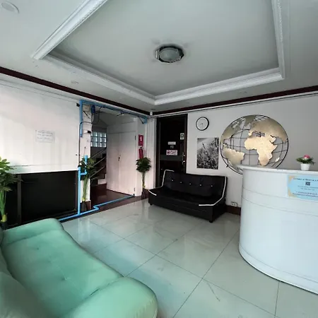 โรงแรม Green With Balcony Pattaya