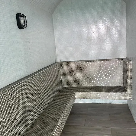 The Juwel By Amon Phra Tamnak Apartment Pattaya