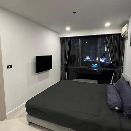 The Juwel By Amon Phra Tamnak Apartment