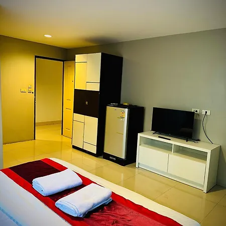 Hotel Vibe Walking Street 3*