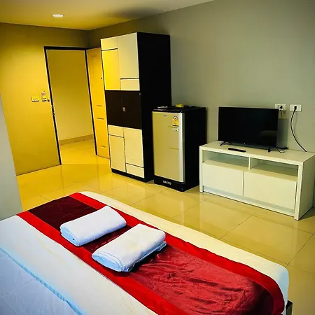 Hotel Vibe Walking Street 3*
