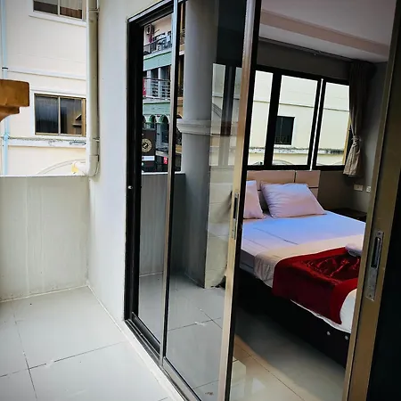Hotel Vibe Walking Street 3*