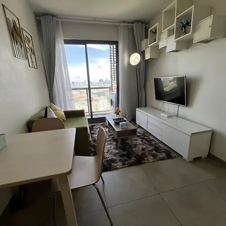 Unixx South - Only Sea View Apartment Pattaya