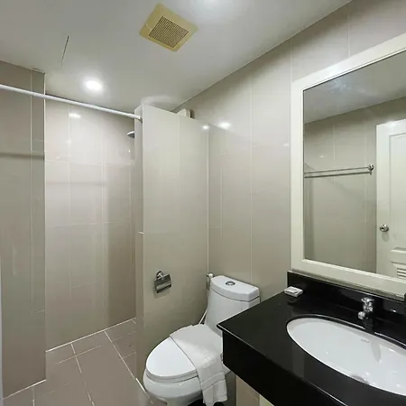 Hotel Baan By Sabai Near By God