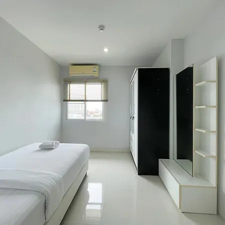Hotel Baan By Sabai Near By God
