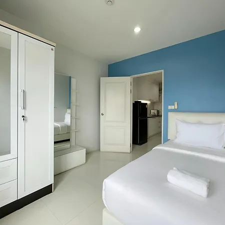 Hotel Baan By Sabai Near By God Pattaya