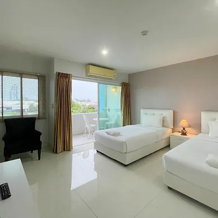 Baan By Sabai Near By God Pattaya
