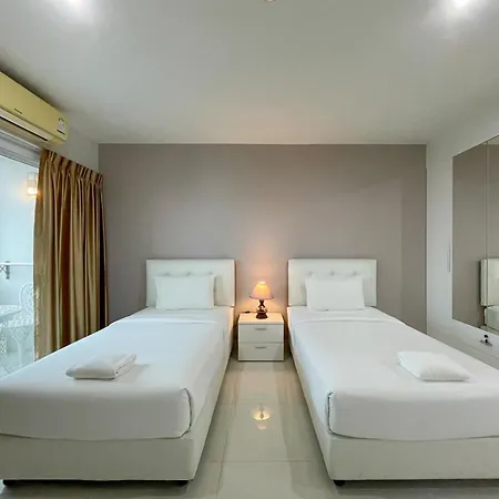 Baan By Sabai Near By God 3* Pattaya