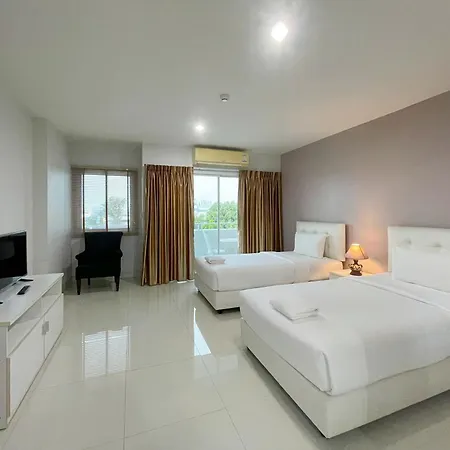 Hotel Baan By Sabai Near By God