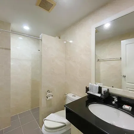 Hotel Baan By Sabai Near By God Pattaya