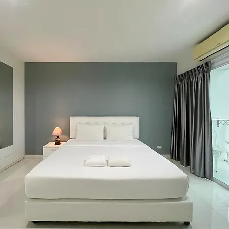 Hotel Baan By Sabai Near By God