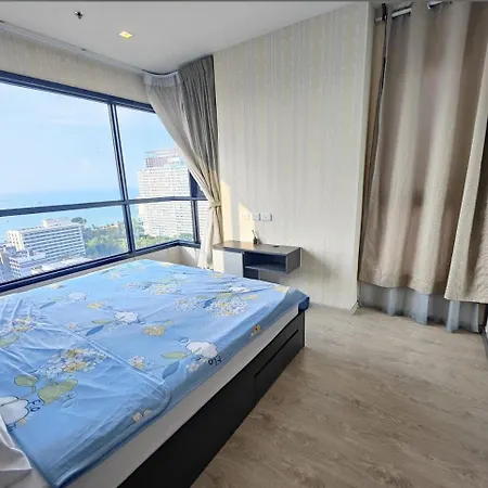 Apartment The Base Near Festival Pattaya