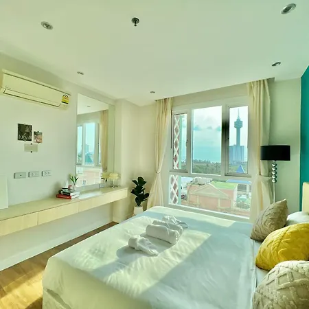 Minimal Sea Aparthotel *