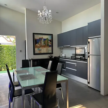 Chateau Del 2bedrooms Villa *