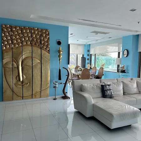 Apartment Luxury Beachfront With Ocean Views *
