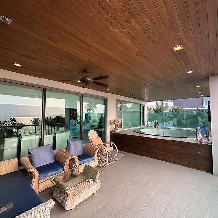 Luxury Beachfront With Ocean Views Apartment Pattaya