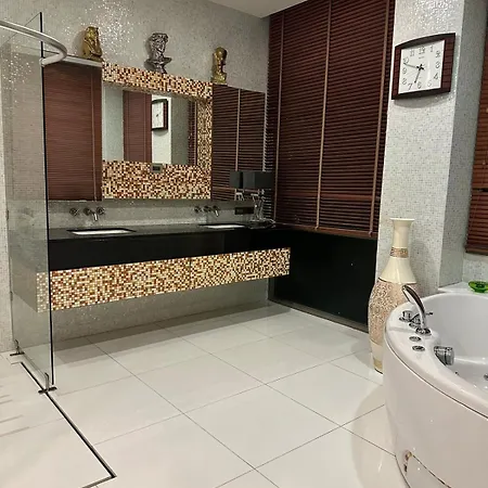Luxury Beachfront With Ocean Views Pattaya