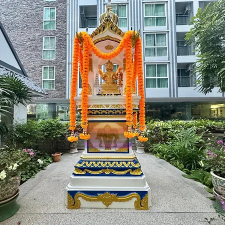 Apartment Elephant *