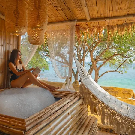 Bamboo Seaview Koh Larn Island With Hottub Terrace No2 Second Floor *
