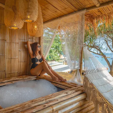 Bamboo Seaview Koh Larn Island With Hottub Terrace No2 Second Floor Apartment *