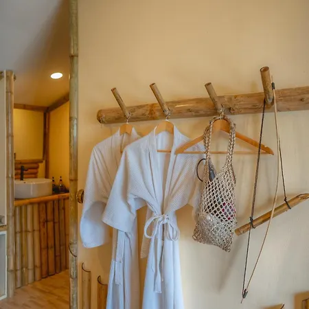 Bamboo Seaview Koh Larn Island With Hottub Terrace No2 Second Floor * Pattaya
