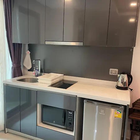 Arcadia Condo: Spacious 3-room With Entertainment & Amenities Apartment Pattaya