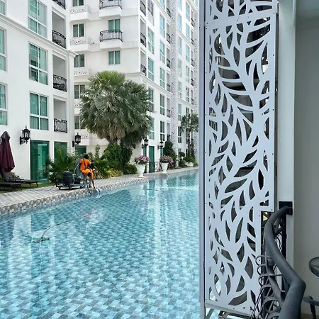 Olympus Garden, Pool Access Pattaya