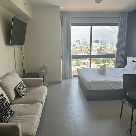 Unixx Seaview * Pattaya