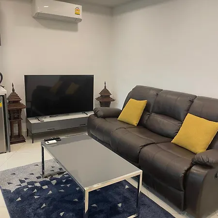Arcadia Condo: Spacious 3-room With Entertainment & Amenities *