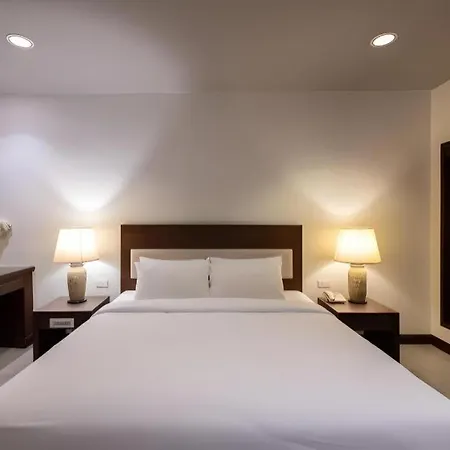 Rose Bay 3*