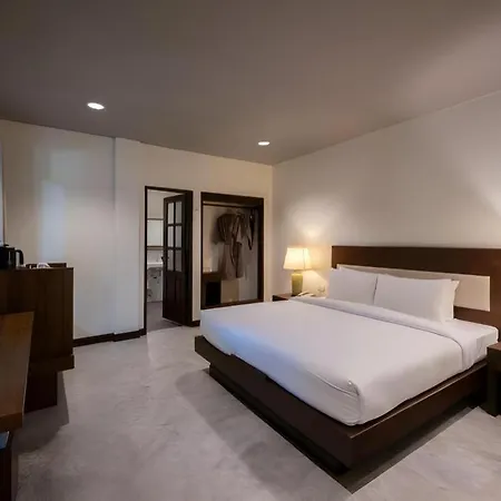 Resort Rose Bay 3*