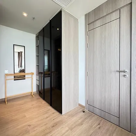 Sea View 2 Bed Luxury - Perfect Location Pattaya