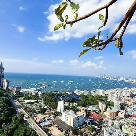 Unixx Seaview Apartment