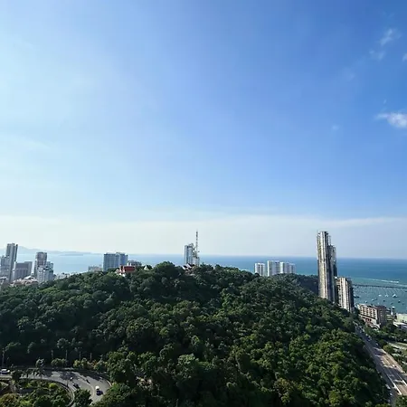 Unixx Seaview Apartment
