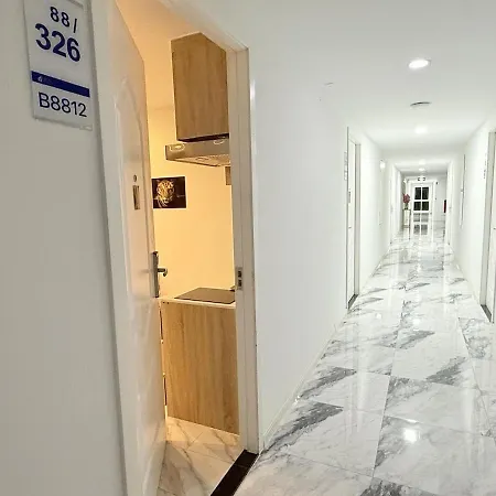 Tiger Apartment *