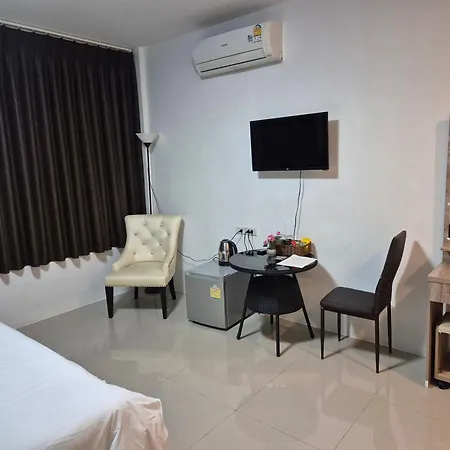 Dorothys Hotel Pattaya